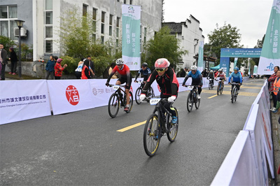 石臺縣隆重舉辦體育賽事活動，點燃全民運動熱潮